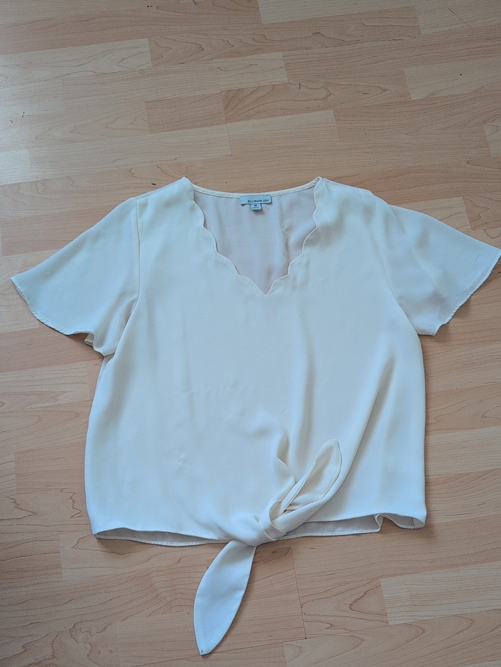 Allison Joy Ivory Scallop V-Neck Tie-Front Short Sleeve Blouse